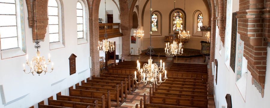 luftbillede af Holstebro Kirkes kirkeskib